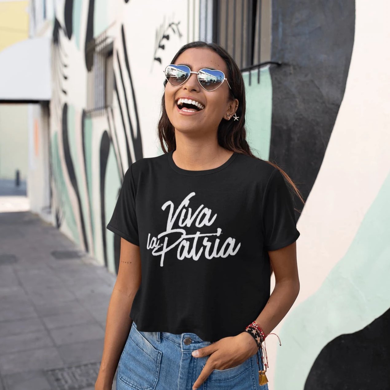 Viva la Patria Cropped tee – Mercado Boricua